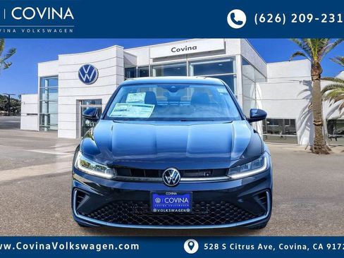 New 2026 Volkswagen Jetta SE image 2