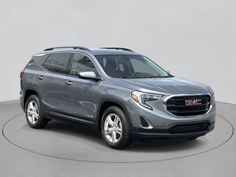 Used 2019 GMC Terrain SLE w/ Driver Convenience Package FWD image 6