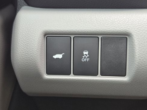 Certified 2025 Honda Pilot Touring image 22