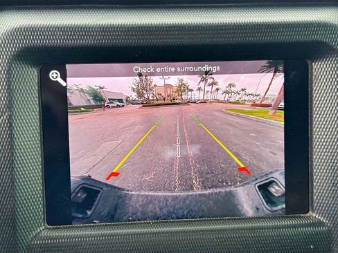 Used 2023 Jeep Gladiator Sport AWD/4WD image 15