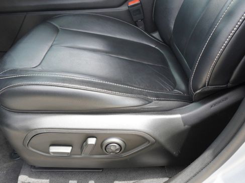 Used 2021 Jeep Grand Cherokee L Limited RWD image 25