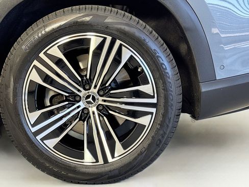 Used 2023 Mercedes-Benz EQS 450+ 4MATIC SUV image 28