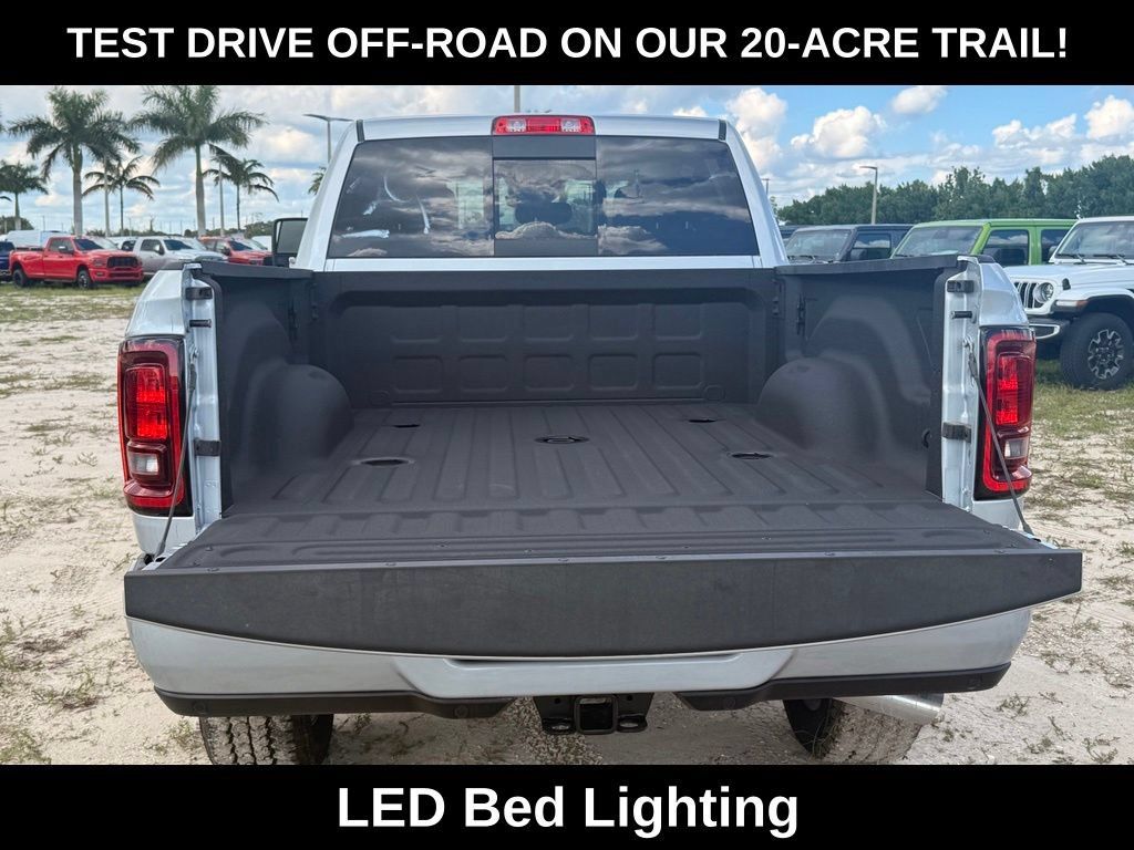 New 2026 RAM 2500 Tradesman AWD/4WD image 41