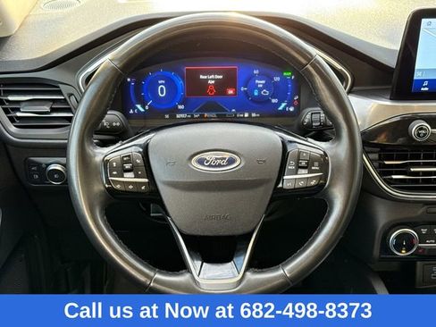 Certified 2022 Ford Escape Titanium image 16