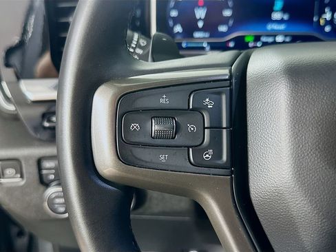 Used 2023 Chevrolet Silverado 1500 High Country w/ High Country Premium Package AWD/4WD image 23