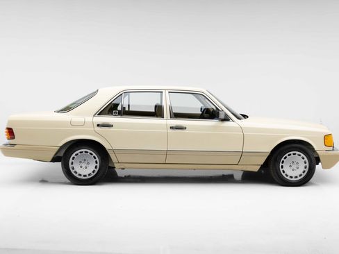 Used 1991 Mercedes-Benz 350 SD image 15