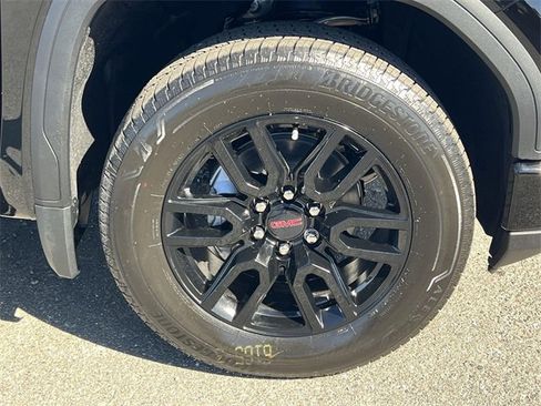 New 2026 GMC Sierra 1500 Elevation w/ LPO, Elevation Black Package image 33