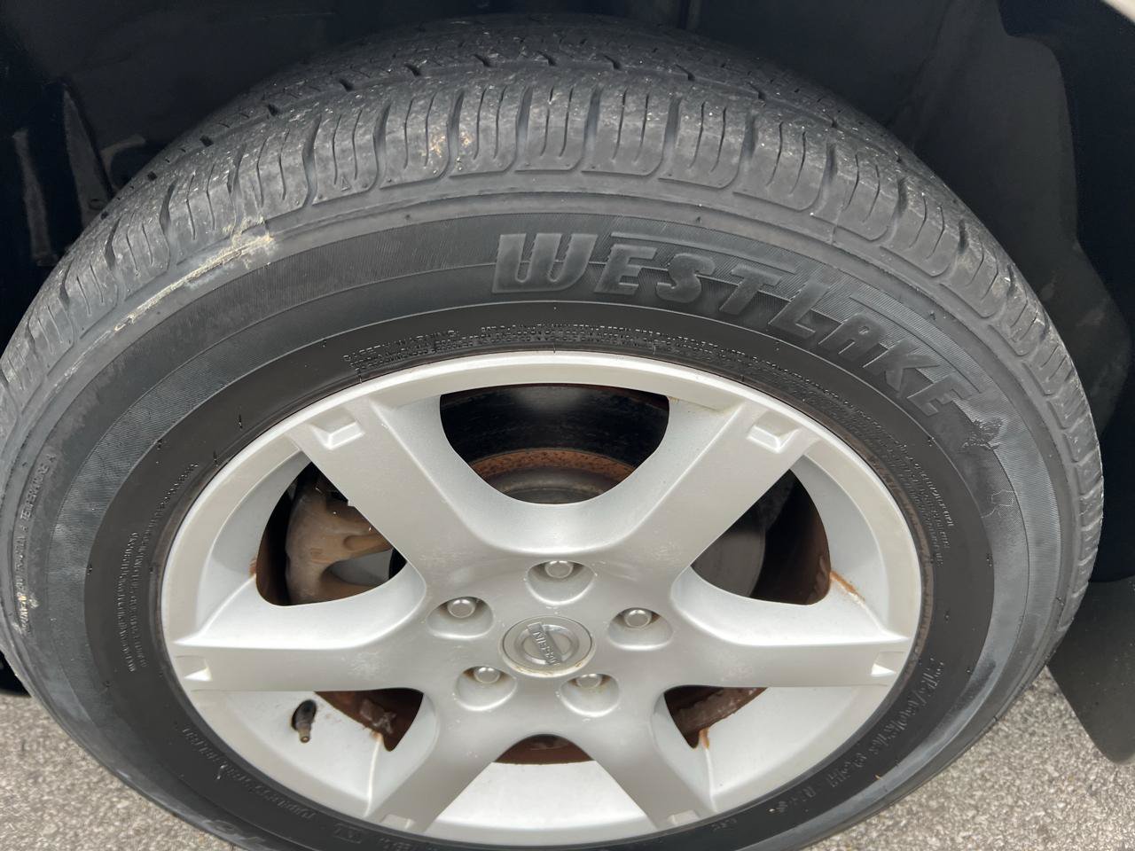Used 2005 Nissan Altima 2.5 S w/ (F01) Convenience Pkg FWD image 2