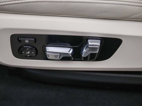 Used 2024 BMW X5 sDrive40i w/ M Sport Package RWD image 22