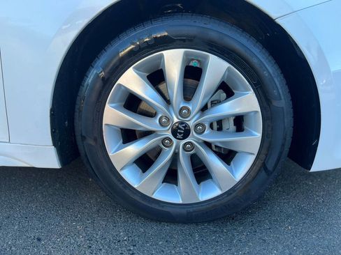 Used 2016 Kia Optima LX w/ Option Group 014 image 25