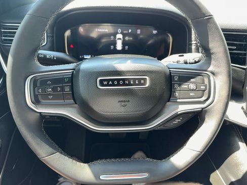 Used 2024 Jeep Wagoneer Series II w/ Convenience Group I AWD/4WD image 19