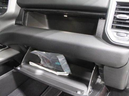 Used 2025 RAM 1500 Big Horn AWD/4WD image 26