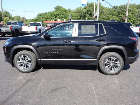 New 2026 Chevrolet Equinox LT AWD/4WD image 23