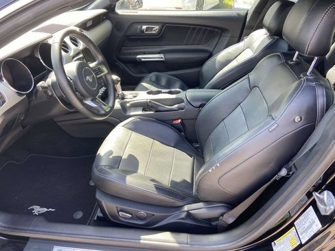 Used 2017 Ford Mustang Premium w/ Equipment Group 201A RWD image 18