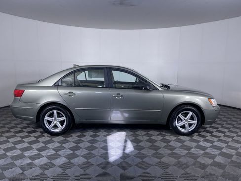 Used 2010 Hyundai Sonata GLS image 10
