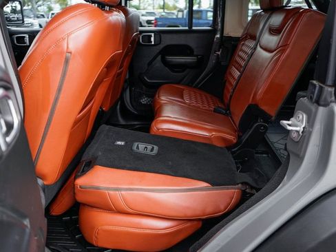 Used 2021 Jeep Wrangler Unlimited Sport image 36