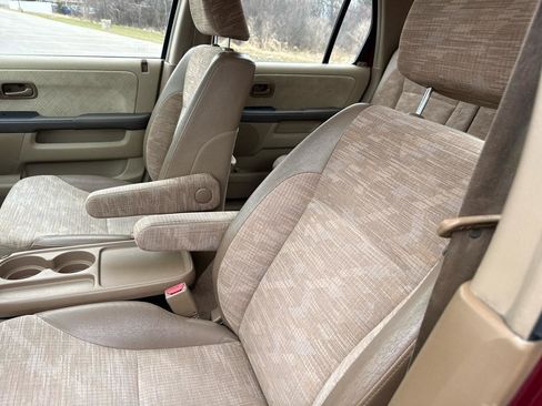 Used 2004 Honda CR-V LX image 11