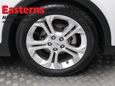 Used 2021 Chevrolet Bolt LT image 30