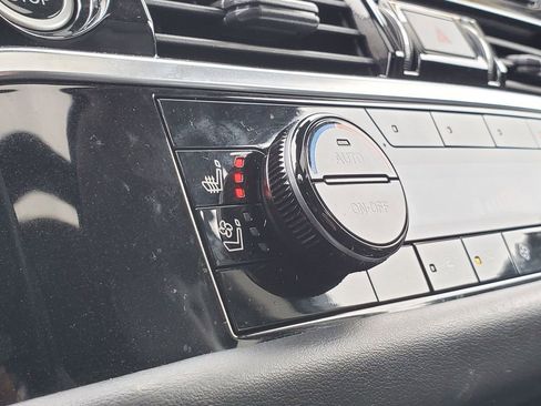 Used 2023 Nissan Pathfinder Platinum image 33