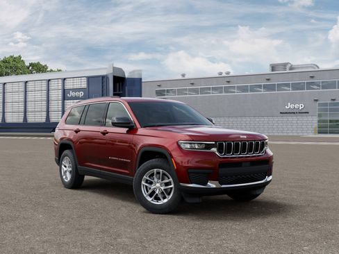 New 2026 Jeep Grand Cherokee L 4WD image 3