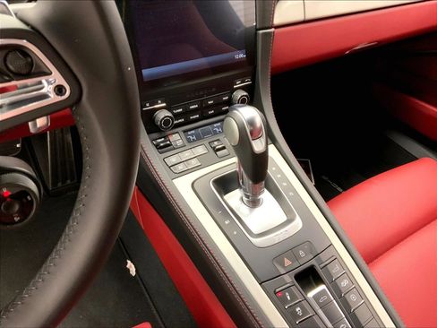 Certified 2025 Porsche 718 Boxster GTS image 18