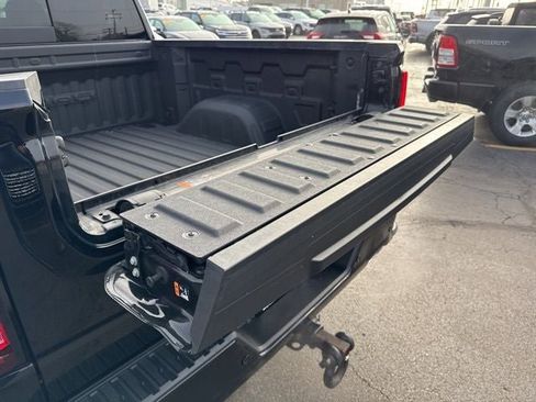 Used 2023 GMC Sierra 1500 Denali AWD/4WD image 20