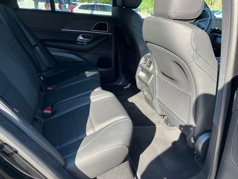 Used 2025 Mercedes-Benz GLE 350 4MATIC image 35