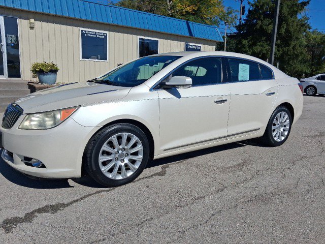 Used 2013 Buick LaCrosse Leather FWD image 2