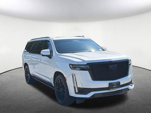 Certified 2022 Cadillac Escalade ESV Sport w/ Touring Package AWD/4WD image 20