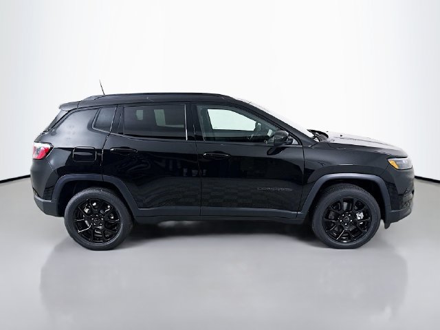 New 2026 Jeep Compass Latitude AWD/4WD image 8