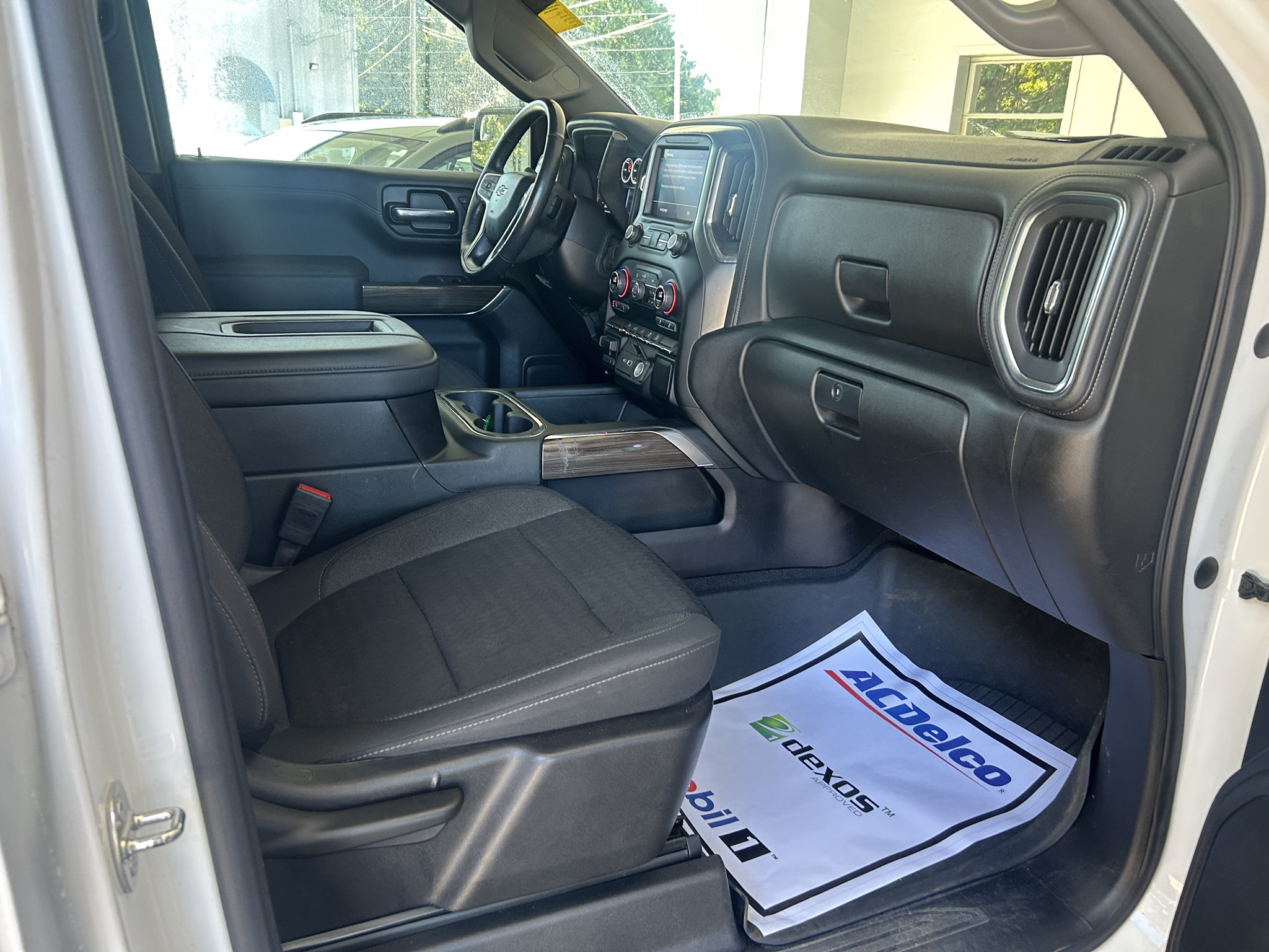 Used 2020 Chevrolet Silverado 1500 RST AWD/4WD image 18