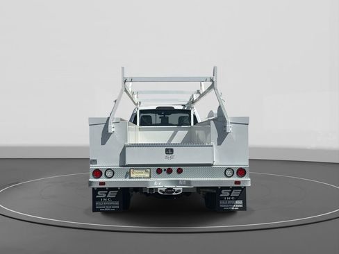 New 2024 Ford F450 XL w/ XL Chrome Package image 5