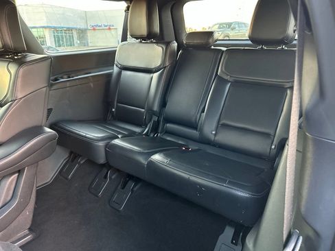 Used 2025 Ford Expedition Max Platinum w/ Stealth Appearance Package AWD/4WD image 12