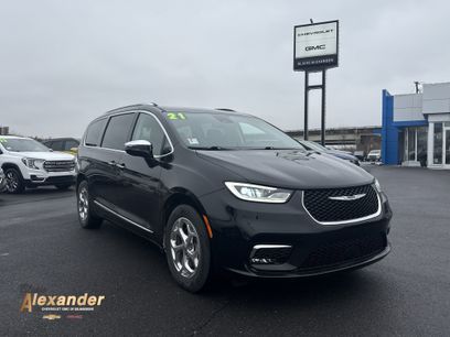 Used 2021 Chrysler Pacifica Limited