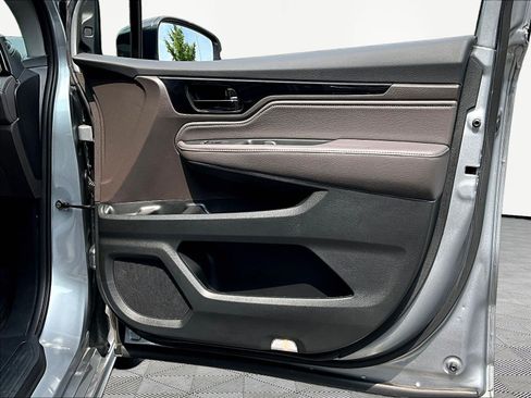 Used 2023 Honda Odyssey Touring image 29