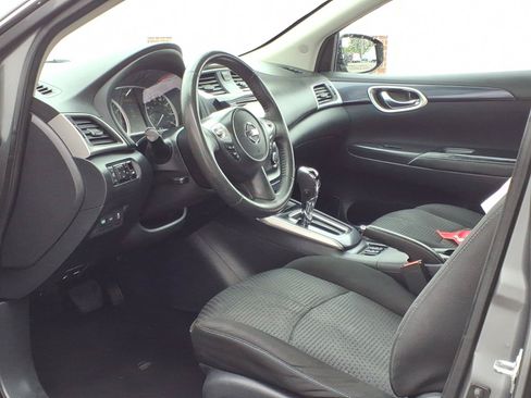 Used 2016 Nissan Sentra SR FWD image 7