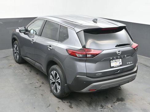 Certified 2023 Nissan Rogue SV image 34