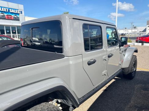 Used 2021 Jeep Gladiator Mojave w/ Dual Top Group AWD/4WD image 11