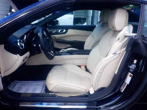 Used 2020 Mercedes-Benz SL 550 image 13