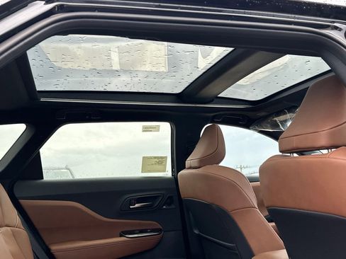 New 2026 Toyota Crown Signia Limited image 14