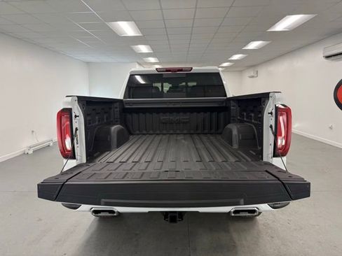 New 2026 GMC Sierra 1500 AT4 w/ AT4 Premium Package image 8