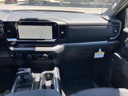 New 2026 Chevrolet Silverado 1500 LTZ w/ LTZ Premium Package AWD/4WD image 12