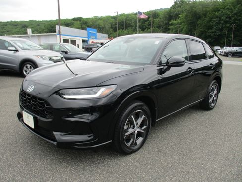 Certified 2024 Honda HR-V EX-L image 1