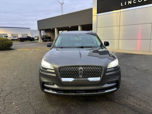 Certified 2023 Lincoln Aviator Reserve w/ Elements Package Plus image 2
