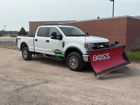 Used 2020 Ford F250 XLT w/ FX4 Off-Road Package AWD/4WD image 1