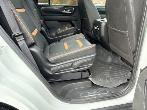 Used 2023 GMC Yukon AT4 image 15