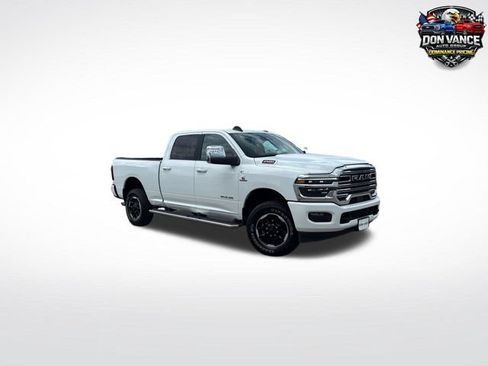 Used 2025 RAM 2500 Laramie AWD/4WD image 7