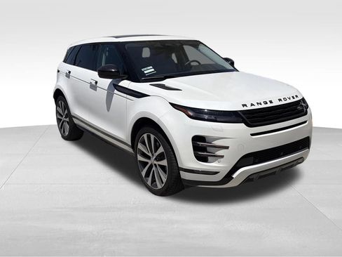 Used 2025 Land Rover Range Rover Evoque Dynamic SE AWD/4WD image 3