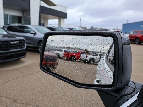 New 2026 GMC Sierra 1500 Elevation image 22