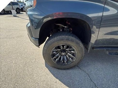 Used 2021 Chevrolet Silverado 1500 RST w/ Z71 Off-Road Package AWD/4WD image 9